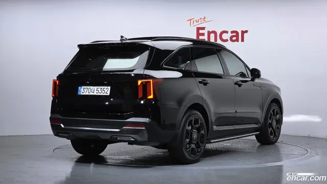 Main__Slider__Photo:Sorento Kia 2023.10-1