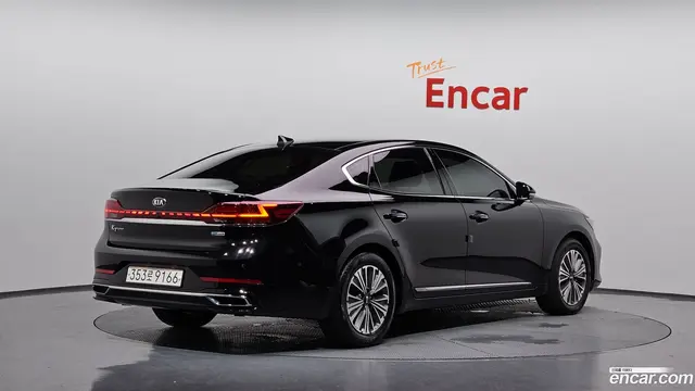 Main__Slider__Photo:K7 Kia 2019.8-1