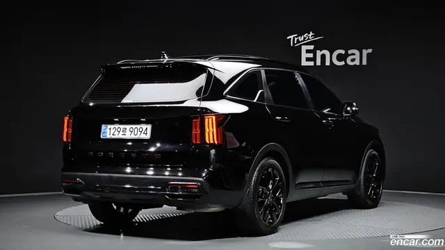 Main__Slider__Photo:Sorento Kia 2023.3-1