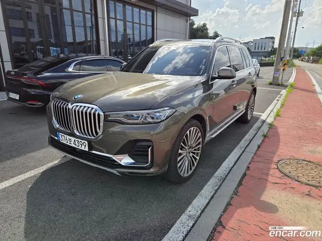 Main__Slider__Photo:X7 BMW 2022.5-1