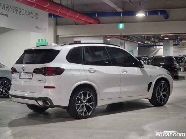 Main__Slider__Photo:X5 BMW 2024.1-1