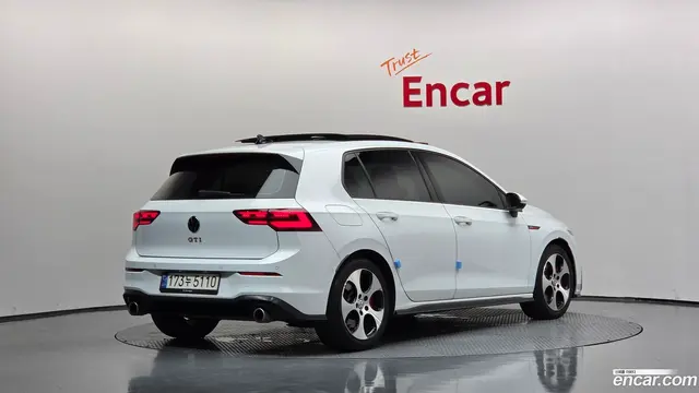 Main__Slider__Photo:Golf Volkswagen 2022.11-1