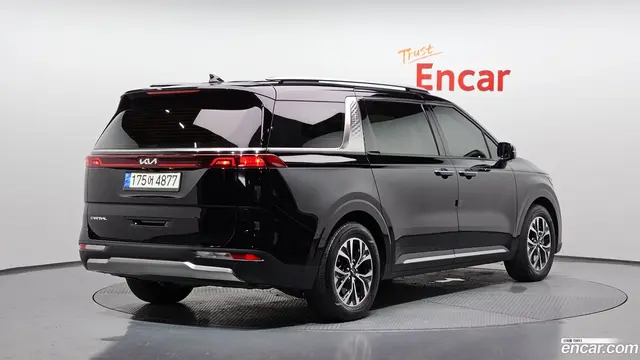 Main__Slider__Photo:Canival Kia 2022.10-1