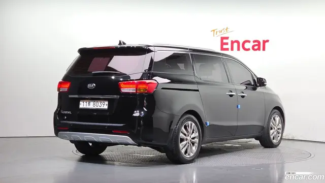 Main__Slider__Photo:Canival Kia 2015.5-1