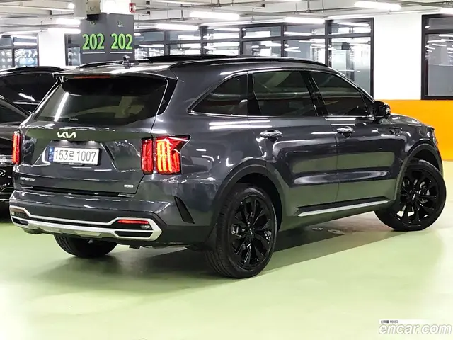 Main__Slider__Photo:Sorento Kia 2022.11-1