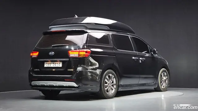 Main__Slider__Photo:Canival Kia 2017.6-1