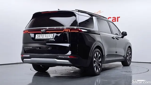 Main__Slider__Photo:Canival Kia 2021.0-1