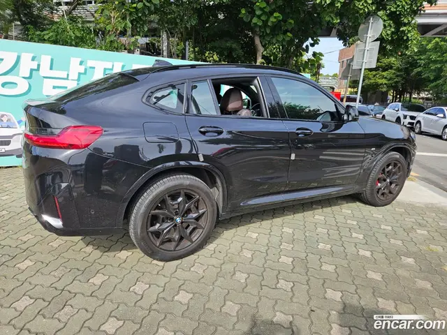 Main__Slider__Photo:X4 BMW 2022.10-1