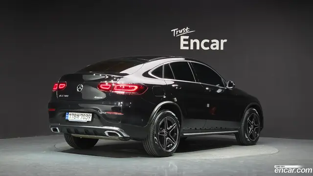 Main__Slider__Photo:GLC-Class Mercedes-Benz 2022.6-1