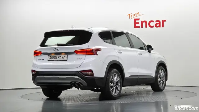 Main__Slider__Photo:Santafe Hyundai 2019.7-1