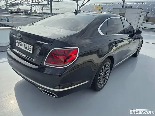 Main__Slider__Photo:K9 Kia 2018.9-1