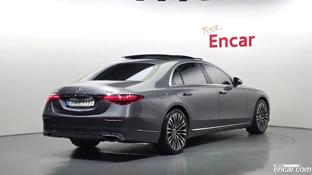 Main__Slider__Photo:S-Class Mercedes-Benz 2021.5-1
