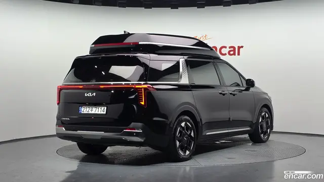 Main__Slider__Photo:Canival Kia 2024.4-1