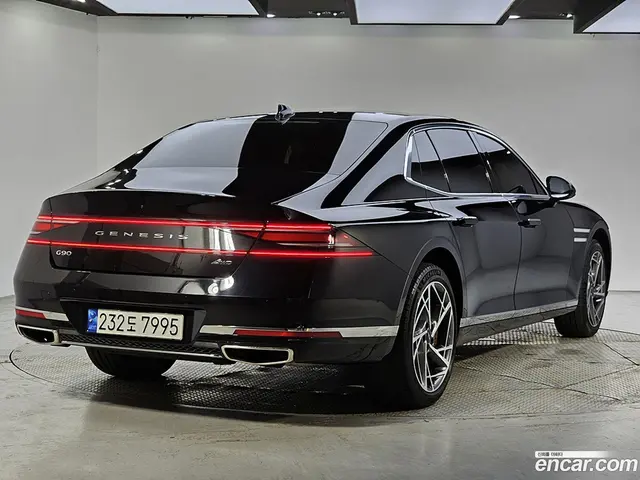 Main__Slider__Photo:G90 Genesis 2023.6-1