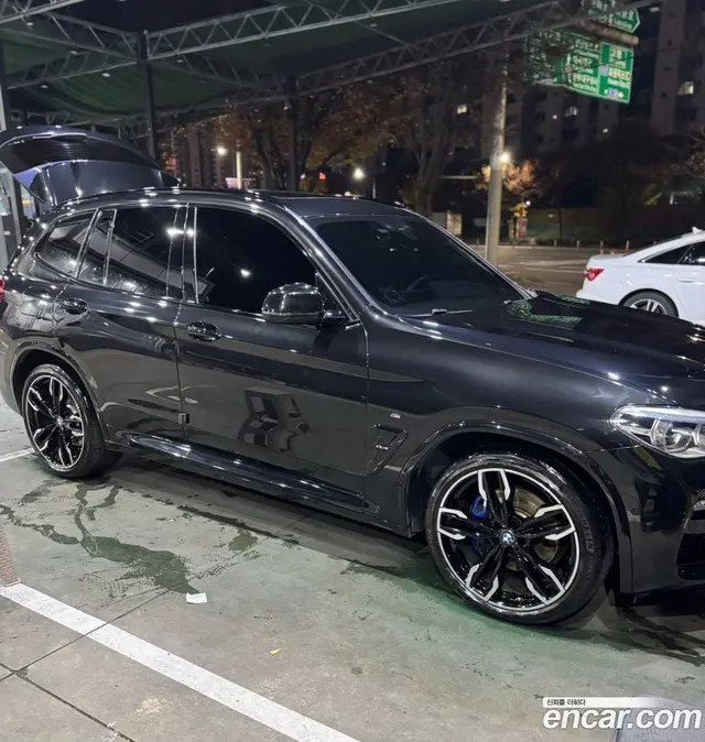Main__Slider__Photo:X3 BMW 2019.1-1