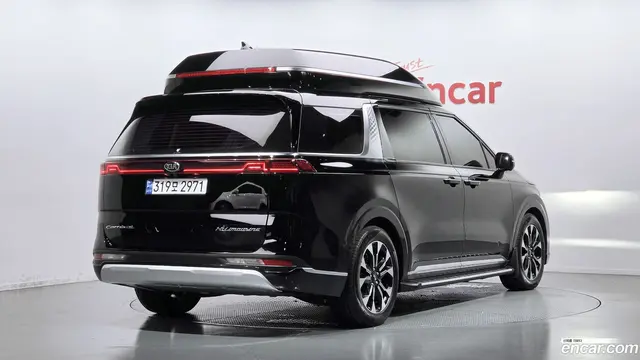 Main__Slider__Photo:Canival Kia 2021.5-1
