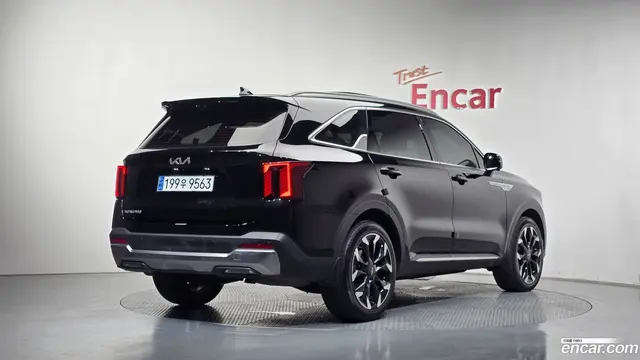 Main__Slider__Photo:Sorento Kia 2024.5-1