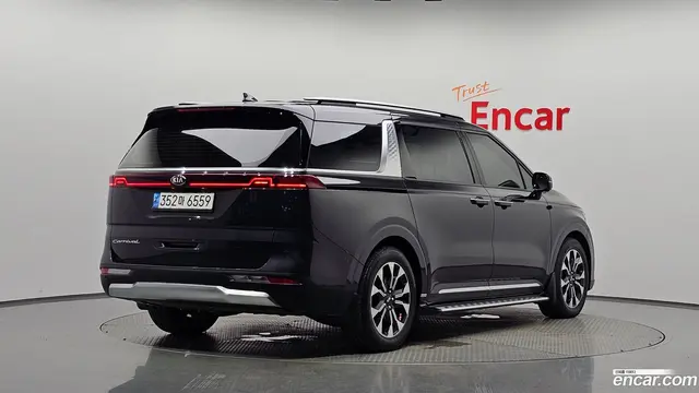 Main__Slider__Photo:Canival Kia 2020.7-1