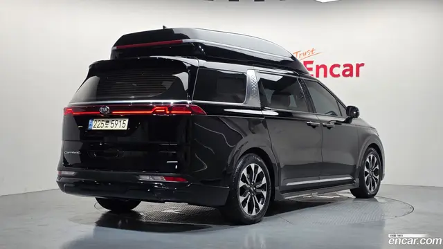 Main__Slider__Photo:Canival Kia 2021.3-1