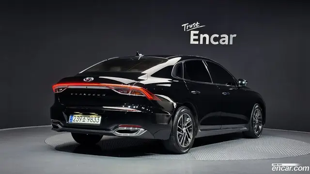 Main__Slider__Photo:Grandeur Hyundai 2020.10-1