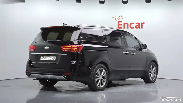 Main__Slider__Photo:Canival Kia 2020.0-1