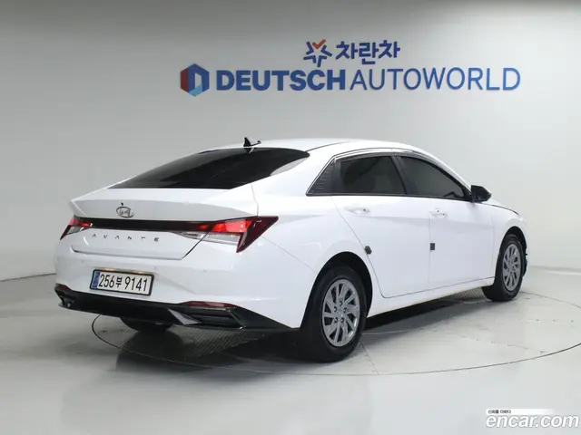 Main__Slider__Photo:AVANTE Hyundai 2020.8-1