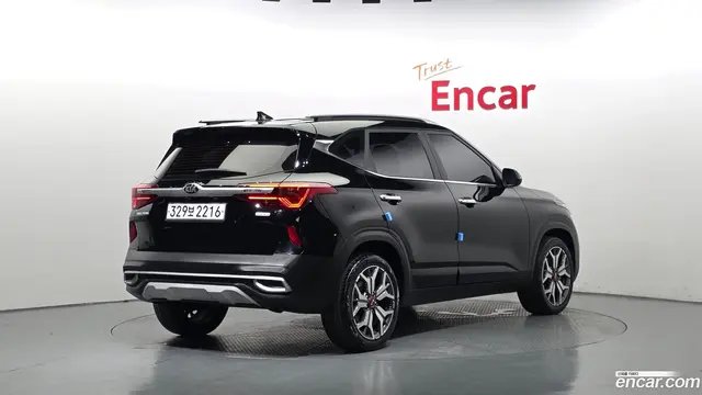 Main__Slider__Photo:Seltos Kia 2021.6-1