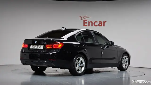 Main__Slider__Photo:3-Series BMW 2014.2-1