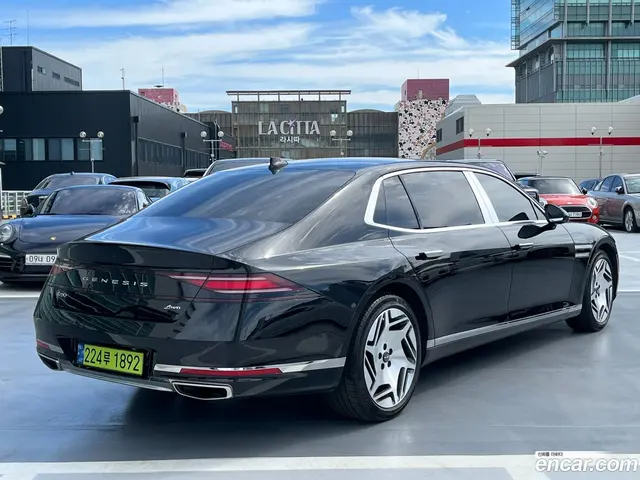 Main__Slider__Photo:G90 Genesis 2022.6-1