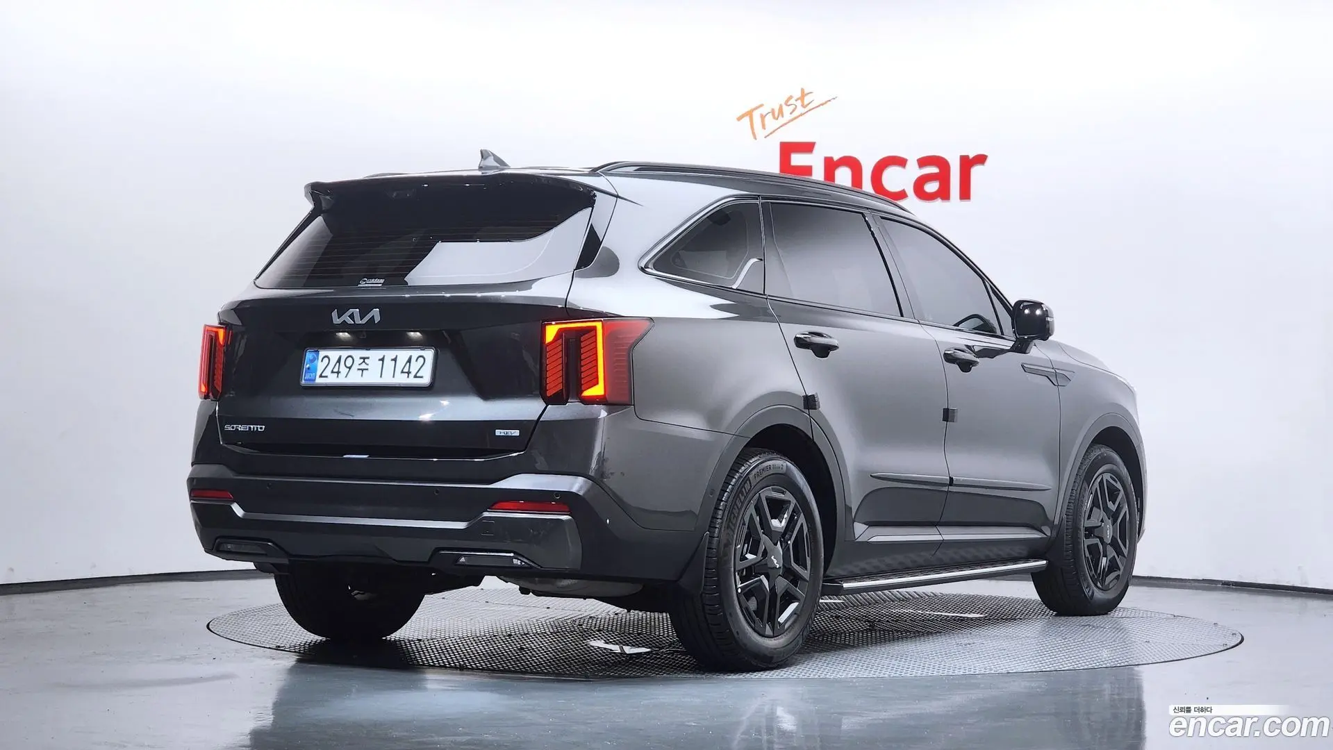 Main__Slider__Photo:Sorento Kia 2024.8-1