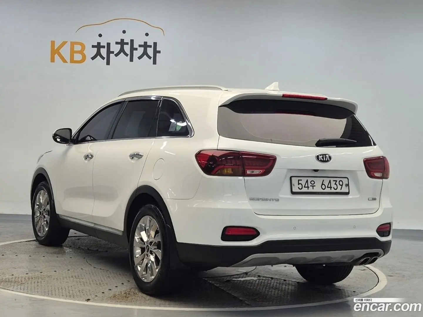 Main__Slider__Photo:Sorento Kia 2017.8-1