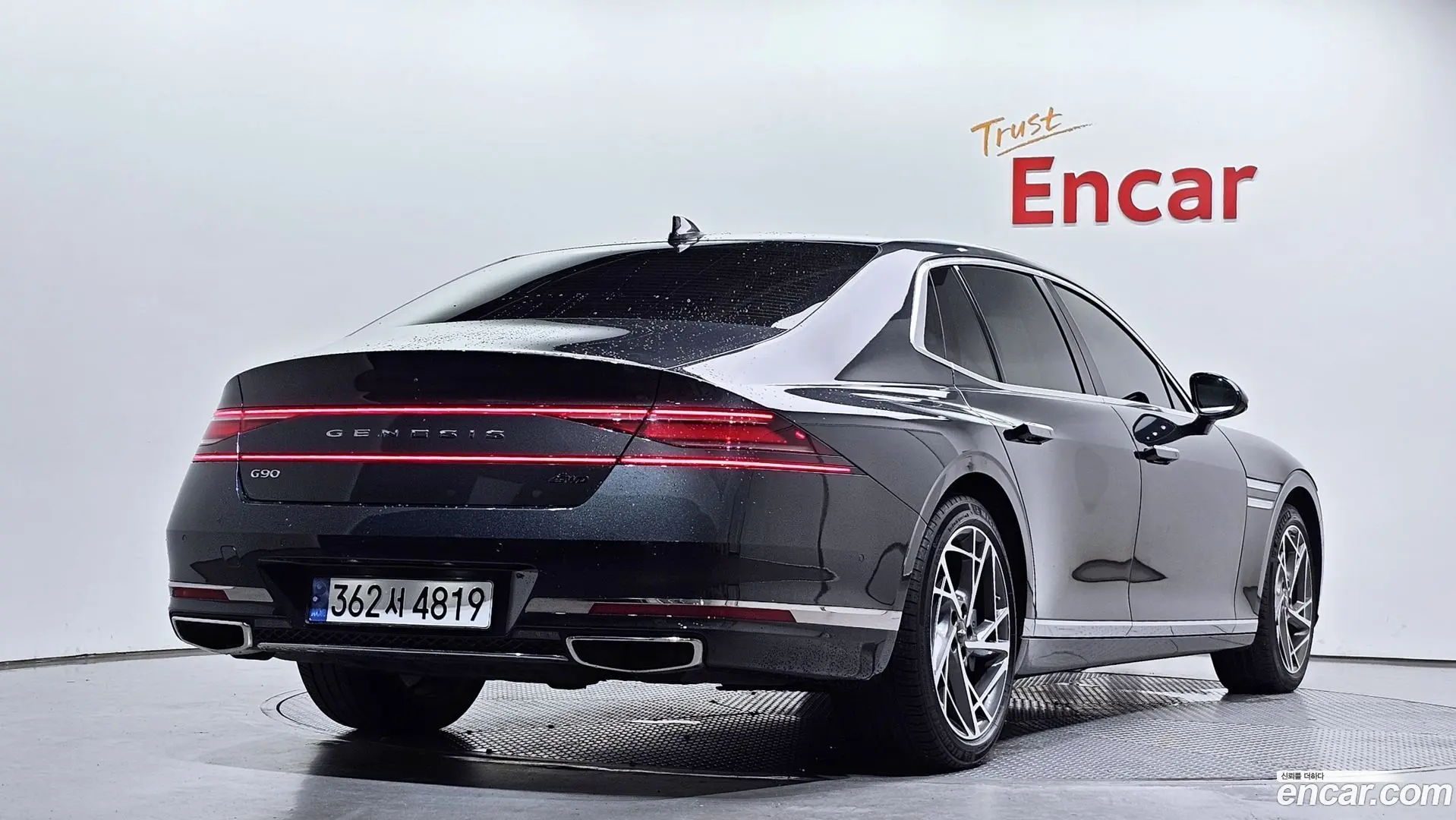 Main__Slider__Photo:G90 Genesis 2022.7-1