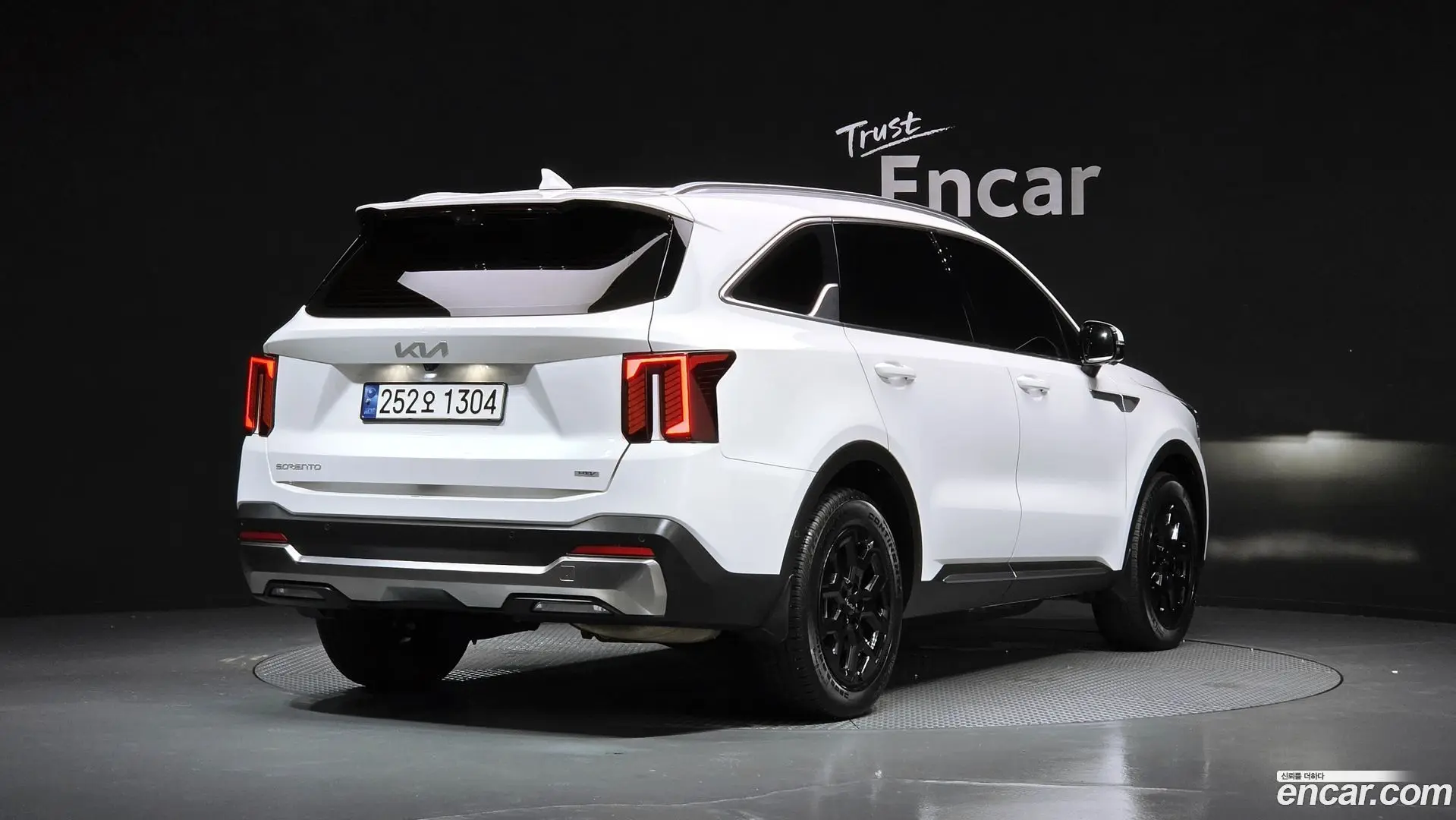 Main__Slider__Photo:Sorento Kia 2023.8-1
