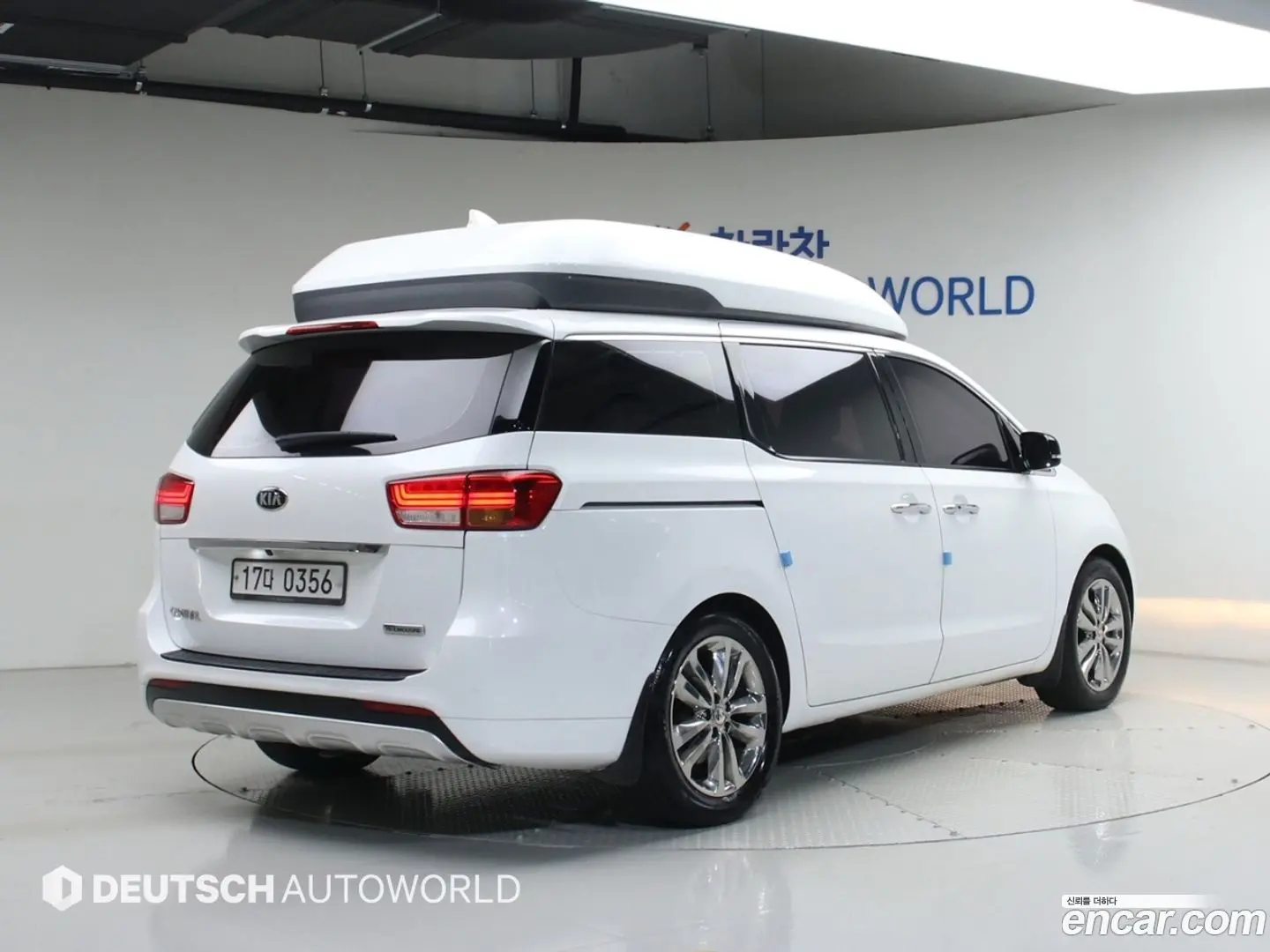 Main__Slider__Photo:Canival Kia 2016.9-1