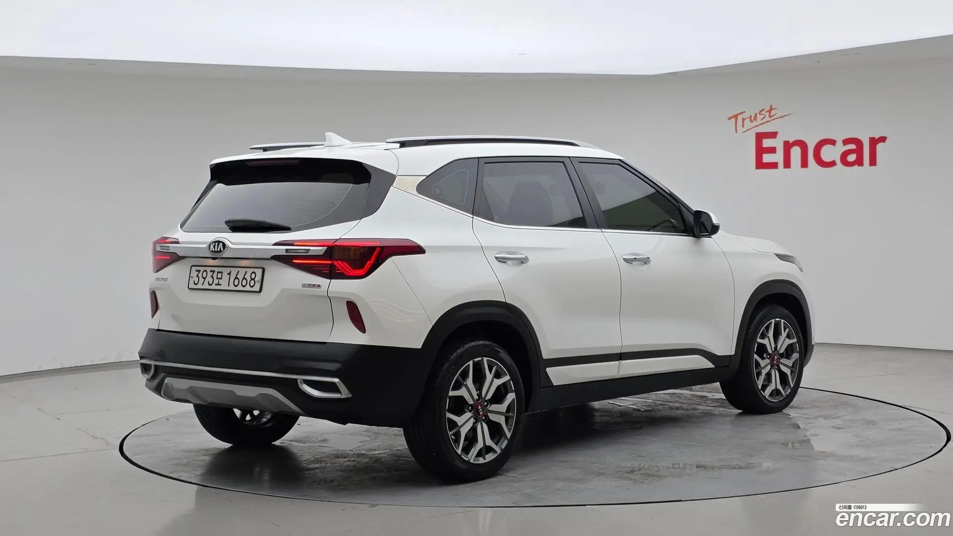 Main__Slider__Photo:Seltos Kia 2020.9-1