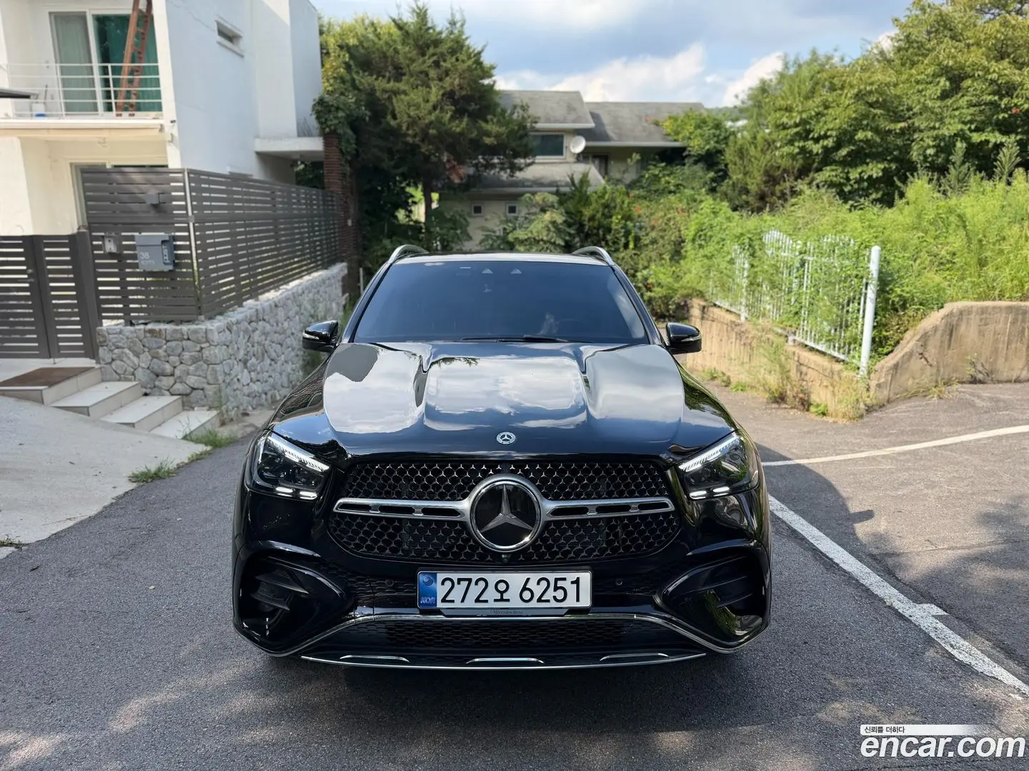 Main__Slider__Photo:GLE-Class Mercedes-Benz 2024.2-1