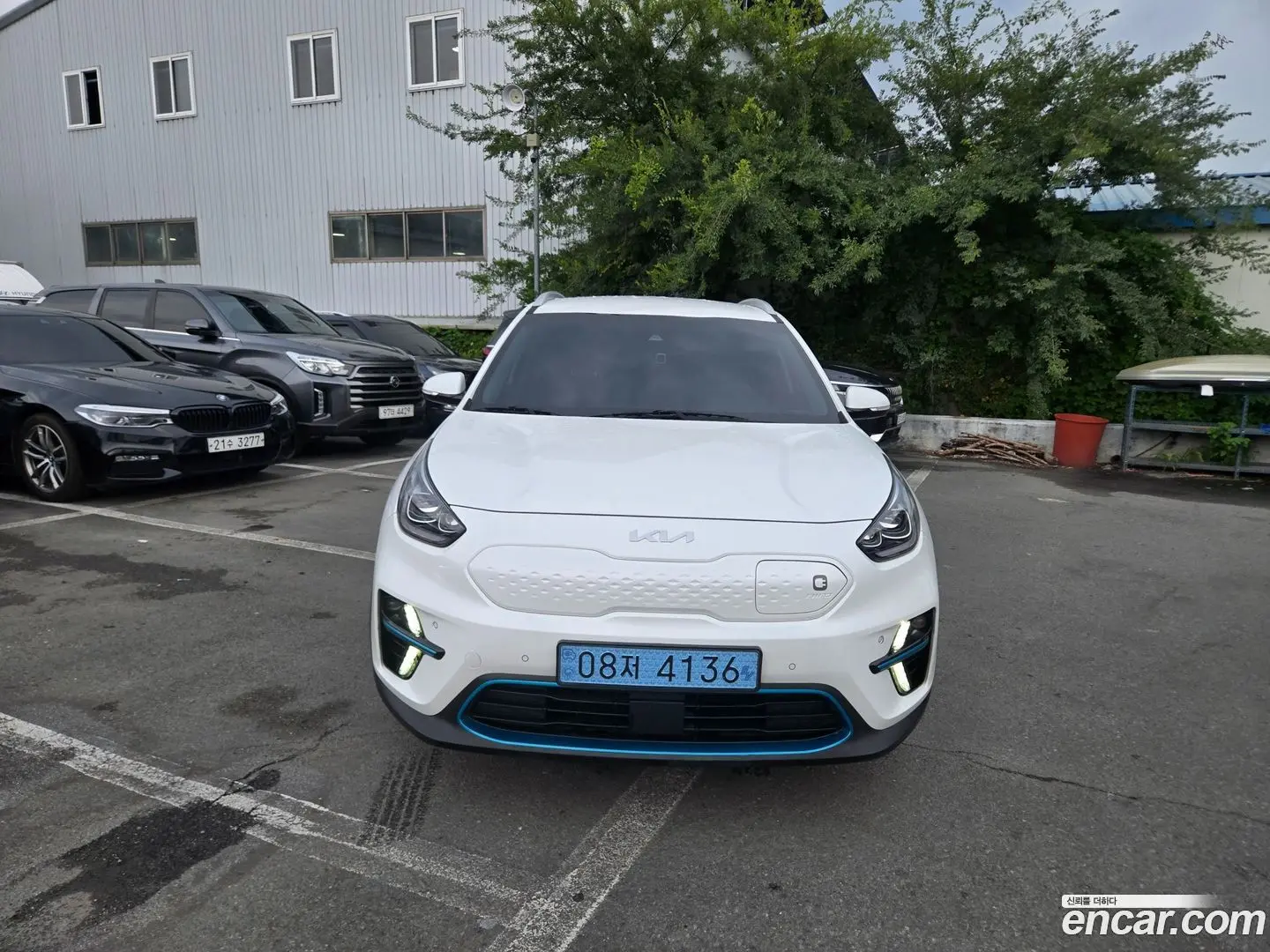 Main__Slider__Photo:Niro Kia 2021.4-1