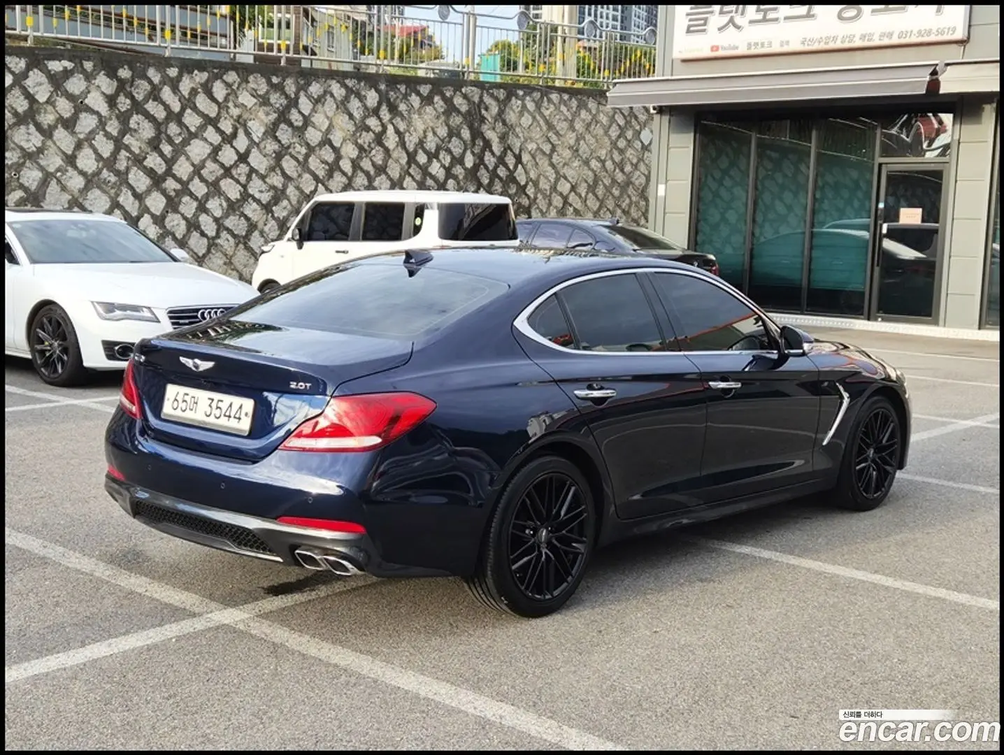 Main__Slider__Photo:G70 Genesis 2018.0-1