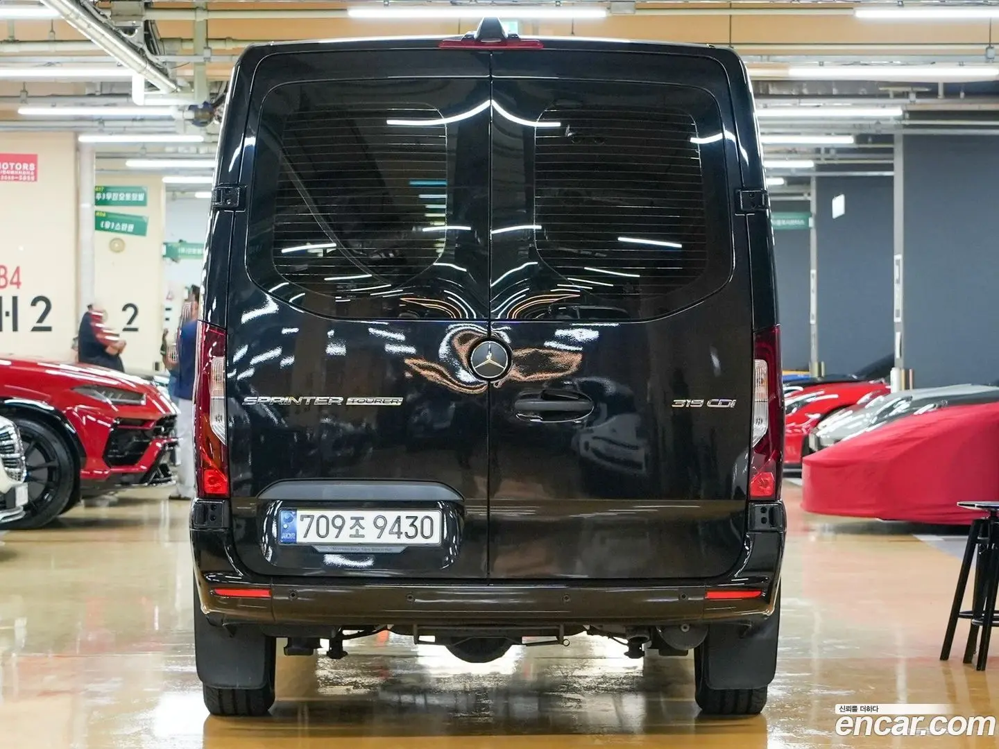 Main__Slider__Photo:Sprinter Mercedes-Benz 2022.3-1