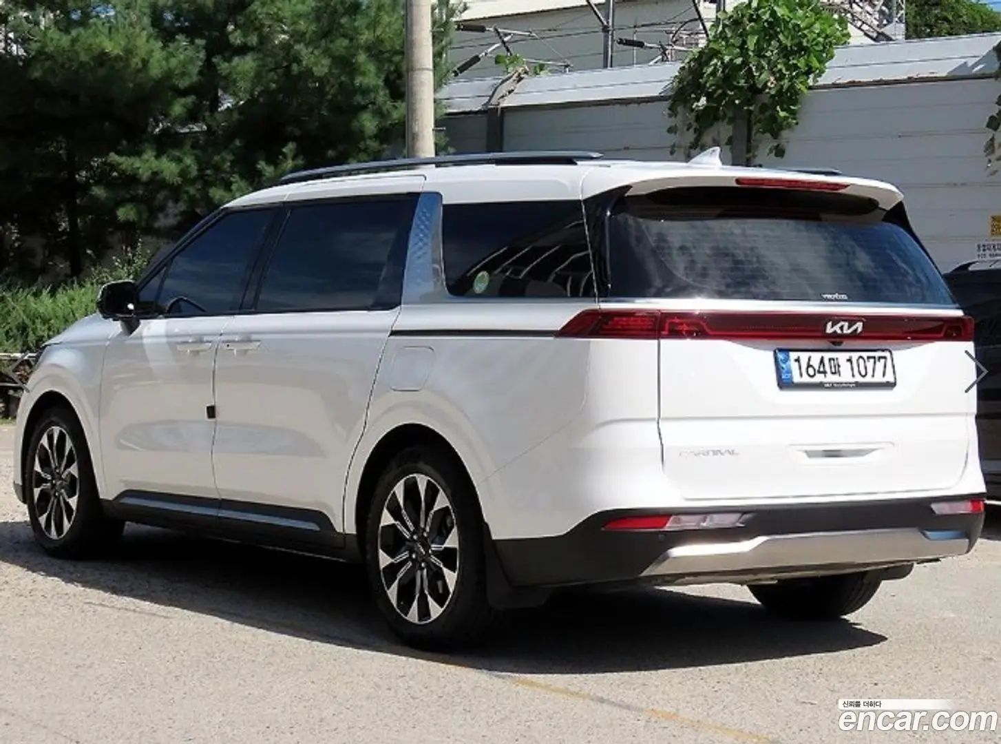 Main__Slider__Photo:Canival Kia 2023.7-1