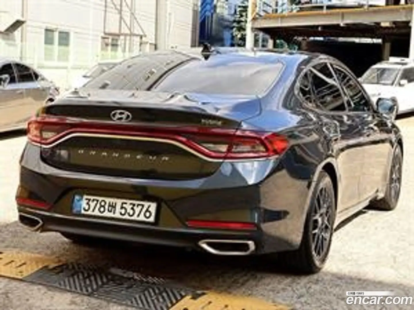 Main__Slider__Photo:Grandeur Hyundai 2017.7-1