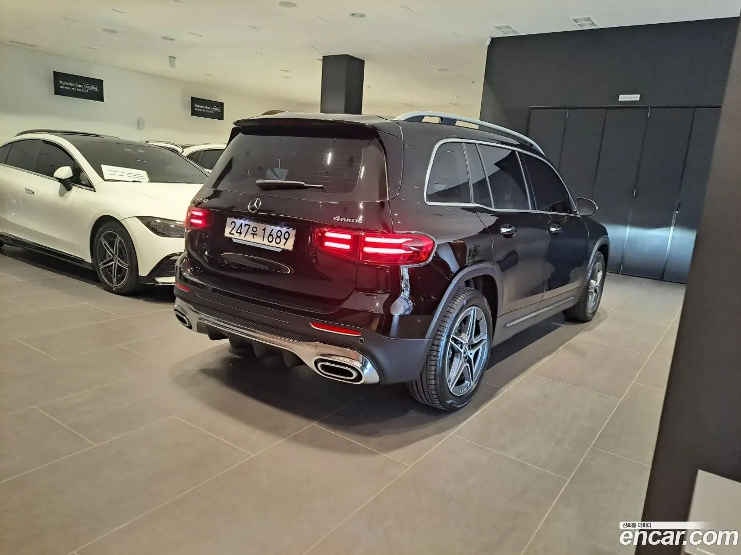 Main__Slider__Photo:GLB-Class Mercedes-Benz 2025.11-1