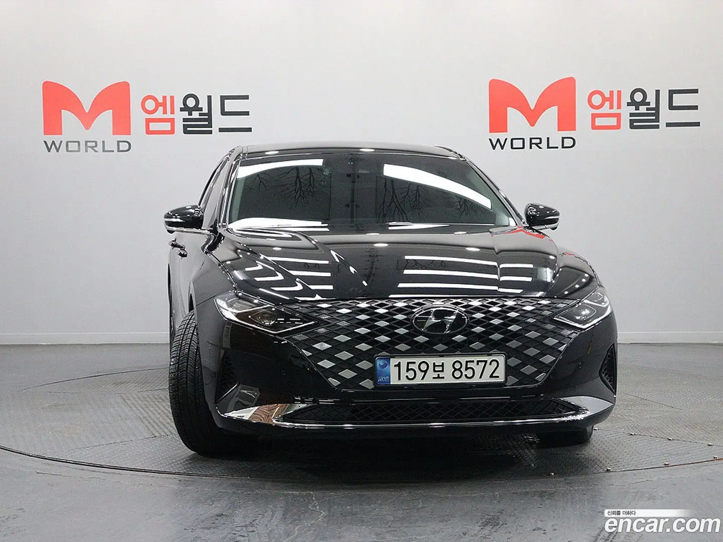 Main__Slider__Photo:Grandeur Hyundai 2022.9-1