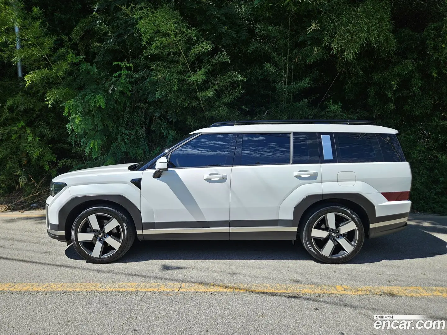 Main__Slider__Photo:Santafe Hyundai 2023.9-1