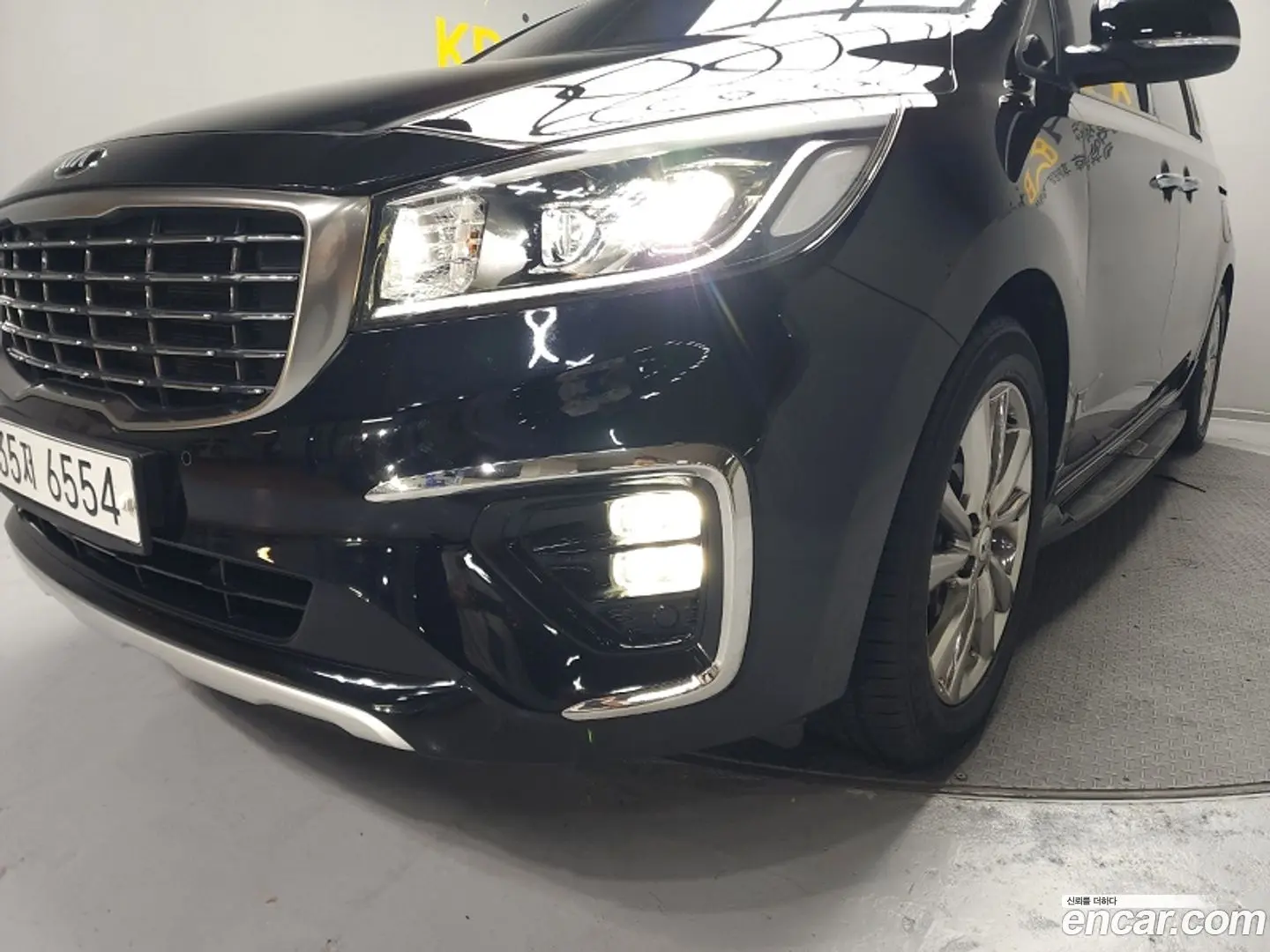 Main__Slider__Photo:Canival Kia 2018.8-1