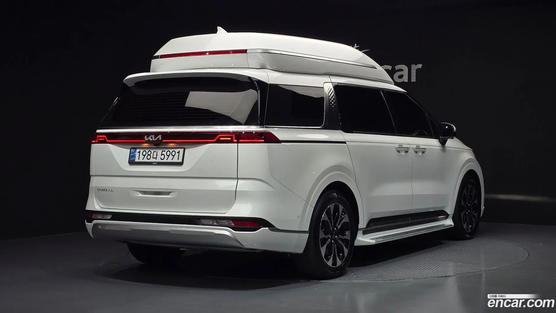 Main__Slider__Photo:Canival Kia 2022.4-1
