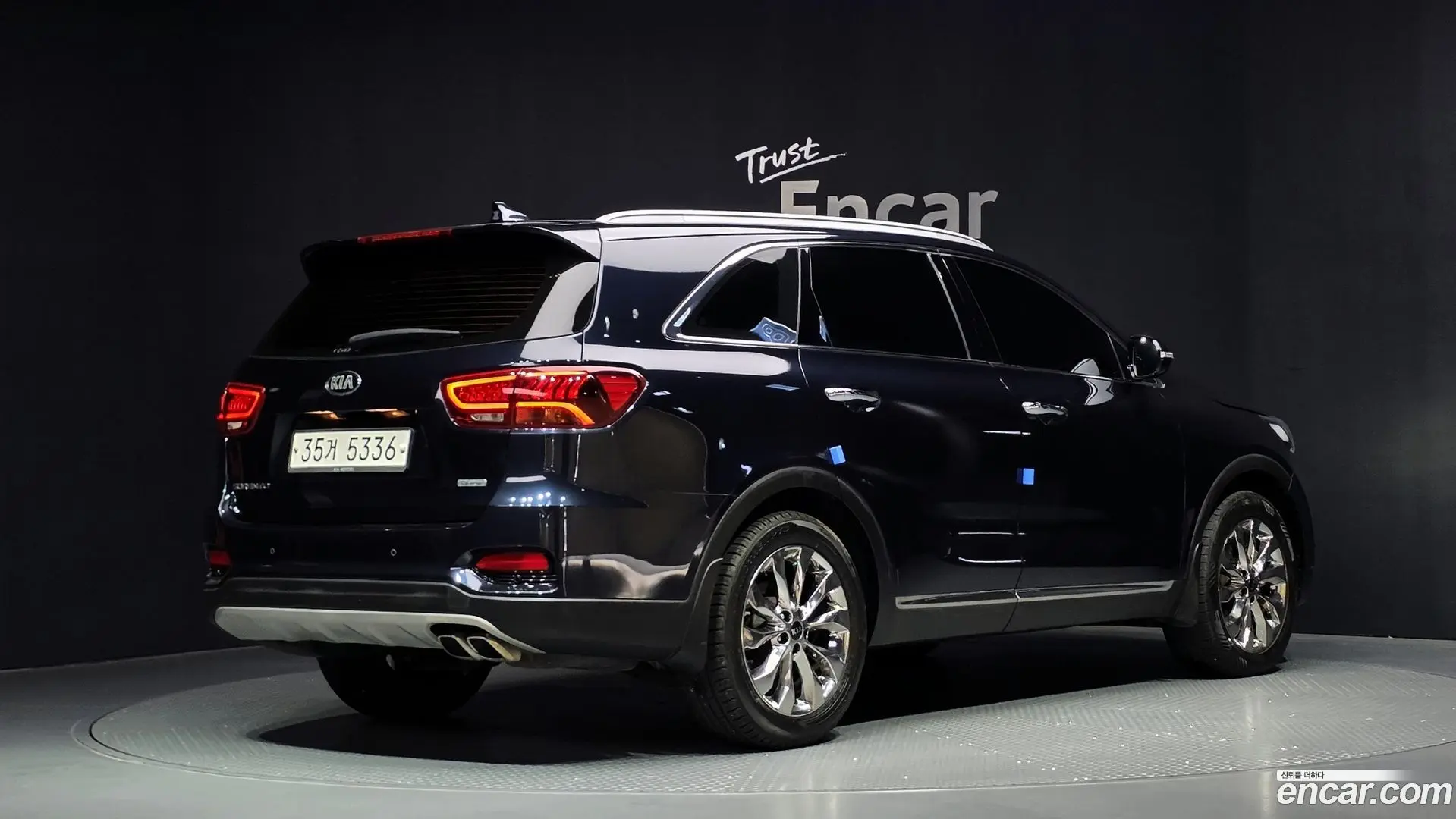 Main__Slider__Photo:Sorento Kia 2018.7-1