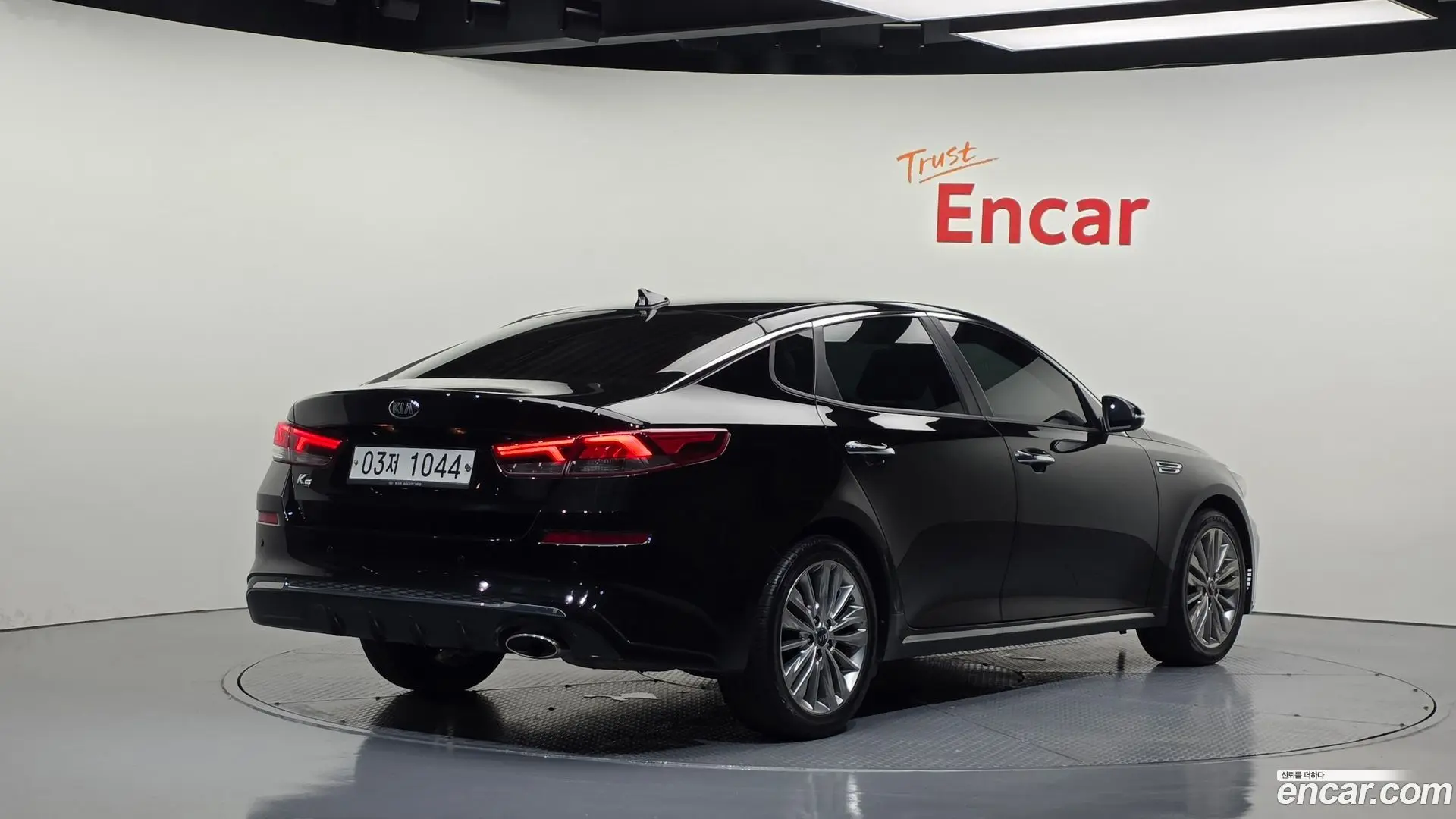 Main__Slider__Photo:K5 Kia 2019.6-1