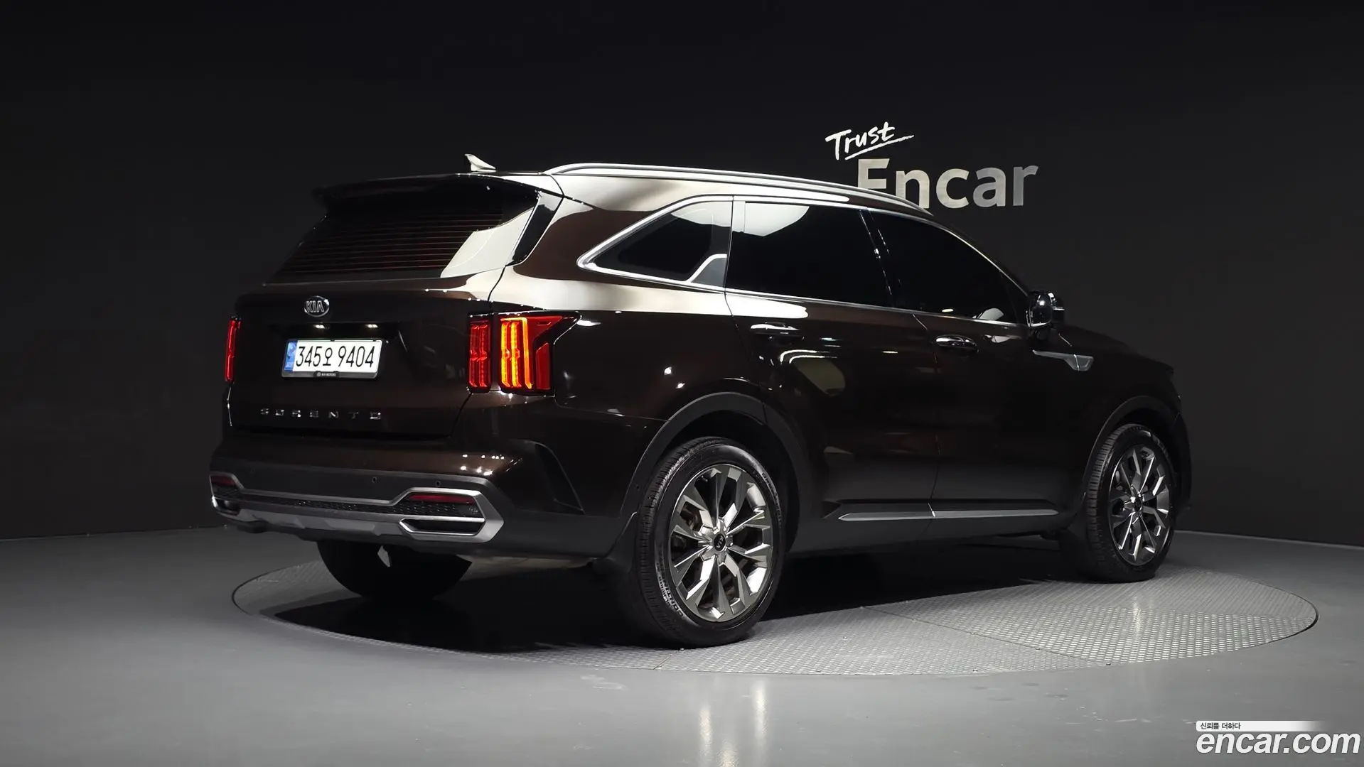 Main__Slider__Photo:Sorento Kia 2020.10-1