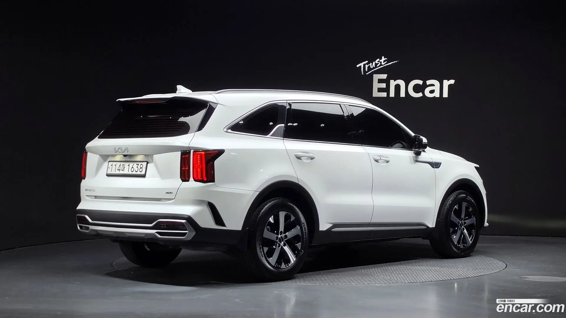 Main__Slider__Photo:Sorento Kia 2022.7-1